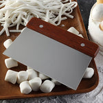 Avante Stainless steel scraper, vegetable chopper, dough cutter - a multifunctional kitchen tool for baking