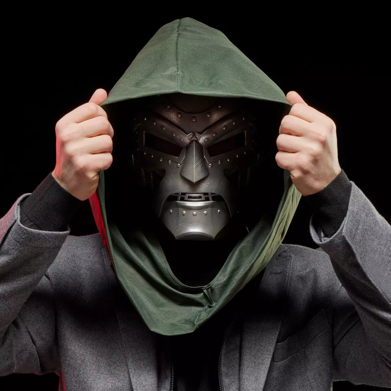 Marvel Legends Doctor Doom Premium Helmet – Avengers: Doomsday Collectible Action Figure Accessory, Detailed Display & Cosplay Prop for Adult Collectors