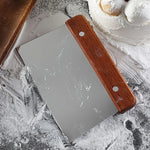 Avante Stainless steel scraper, vegetable chopper, dough cutter - a multifunctional kitchen tool for baking
