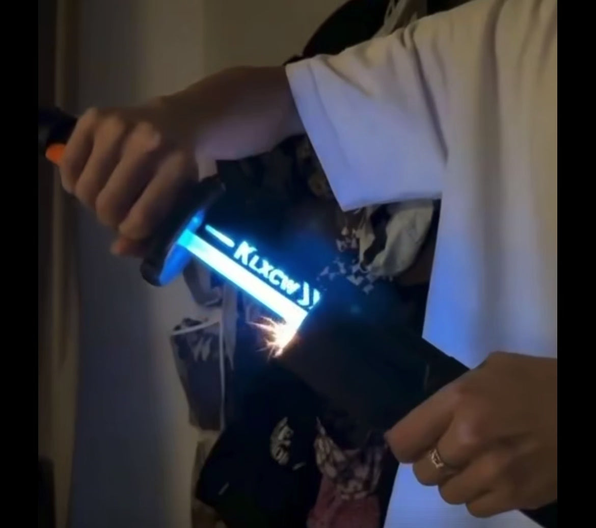 LED Light Saber Toy Sword – 7-Colour Flowing Light, Light-Up Action Toy